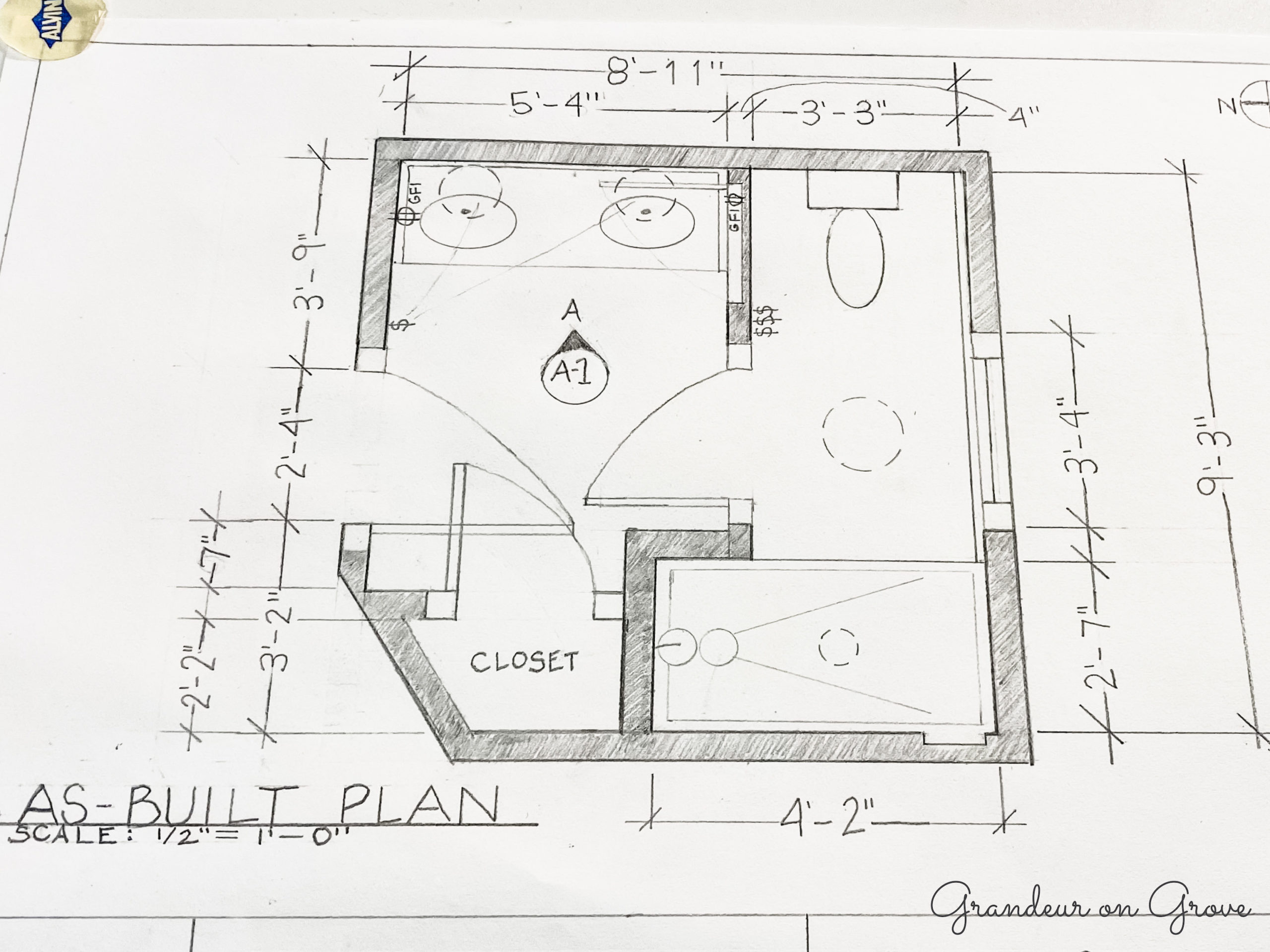 Floor plan of a bathroom