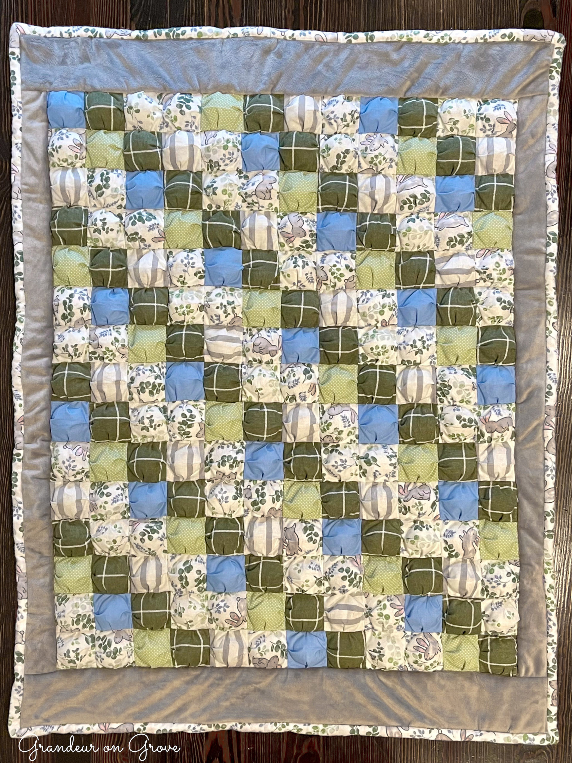 Puff quilt for a baby
